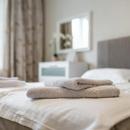 By The Sea 2bdrm * 瓦爾納